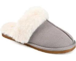 Journee Collection Delanee